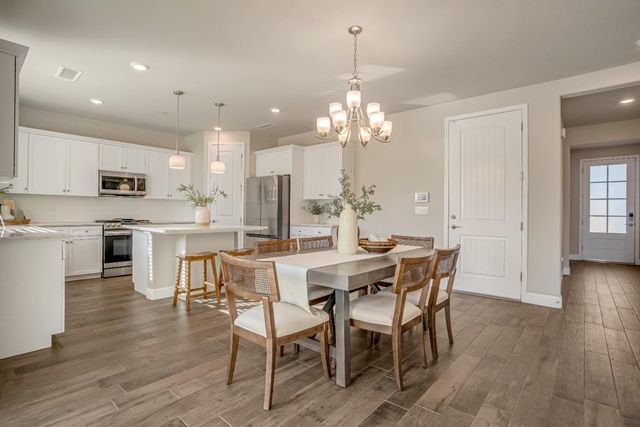 2944 Vermont Avenue, Clovis, CA 93619