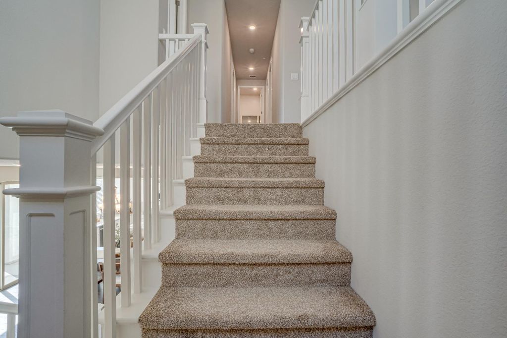 Image 18 of property listing at 2944 Vermont Avenue, Clovis, CA 93619