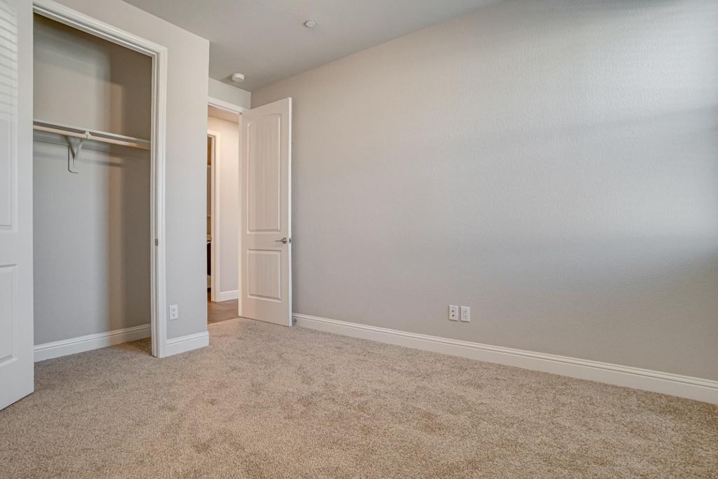 Image 32 of property listing at 2944 Vermont Avenue, Clovis, CA 93619