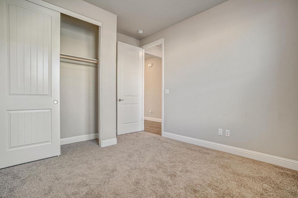 Image 43 of property listing at 2944 Vermont Avenue, Clovis, CA 93619