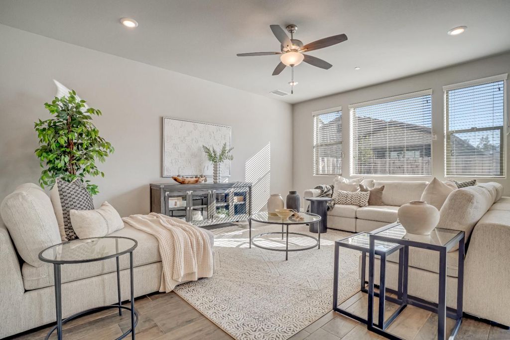 Image 6 of property listing at 2944 Vermont Avenue, Clovis, CA 93619