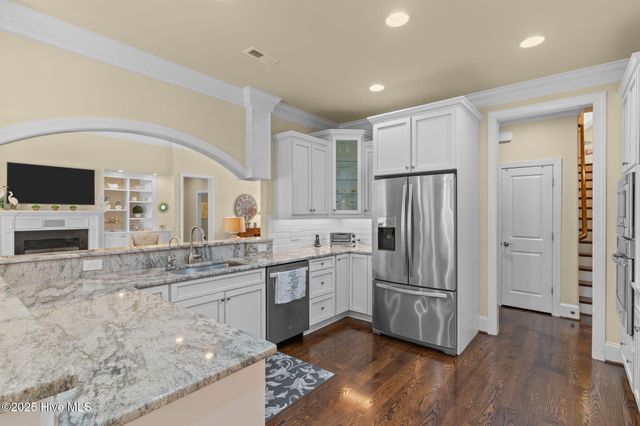 5090 Stoney Point Drive, Leland, NC 28451