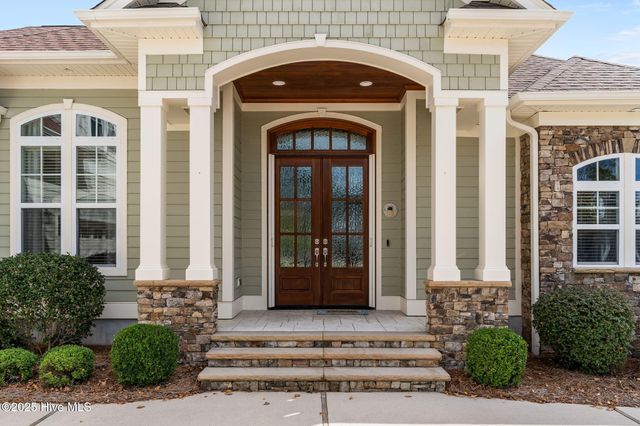 5090 Stoney Point Drive, Leland, NC 28451