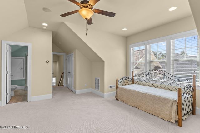 5090 Stoney Point Drive, Leland, NC 28451