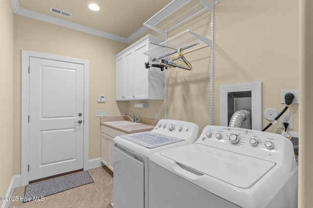 5090 Stoney Point Drive, Leland, NC 28451