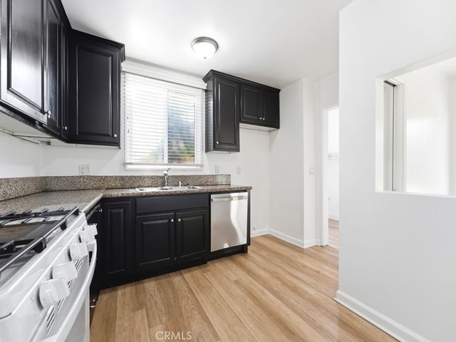20457 Schoolcraft Street, Winnetka, CA 91306