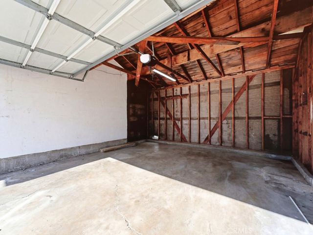 20457 Schoolcraft Street, Winnetka, CA 91306