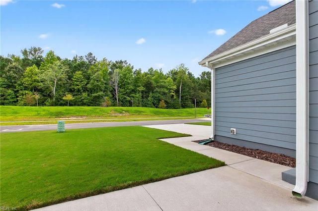 2216 Hampton Roads PW, Chesapeake, VA 23321