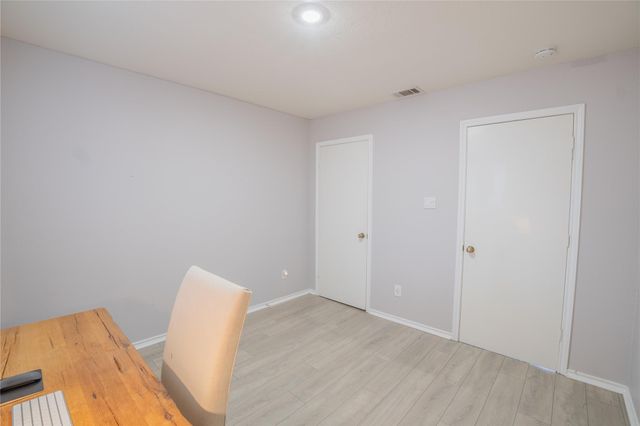 8200 Neely DR 209, Austin, TX 78759