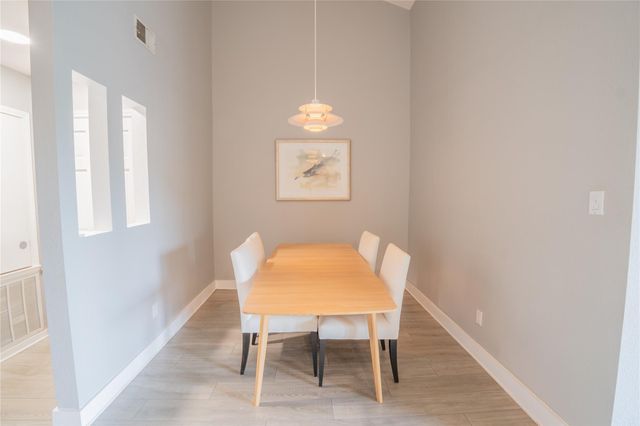 8200 Neely DR 209, Austin, TX 78759