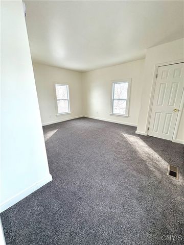 48 Clark Street, Auburn, NY 13021