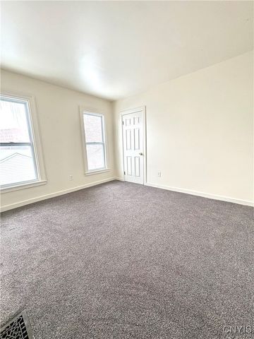 48 Clark Street, Auburn, NY 13021