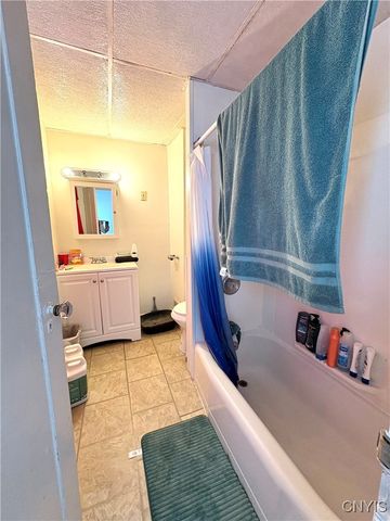 48 Clark Street, Auburn, NY 13021