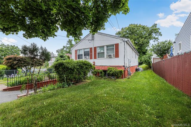 82 Riverdale Avenue, White Plains, NY 10607
