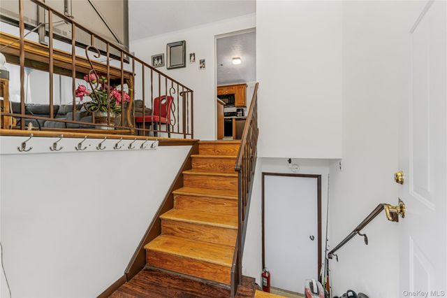 82 Riverdale Avenue, White Plains, NY 10607
