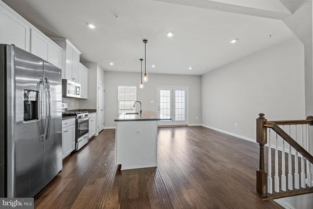 1816 WIND GATE RD, Baltimore, MD 21227