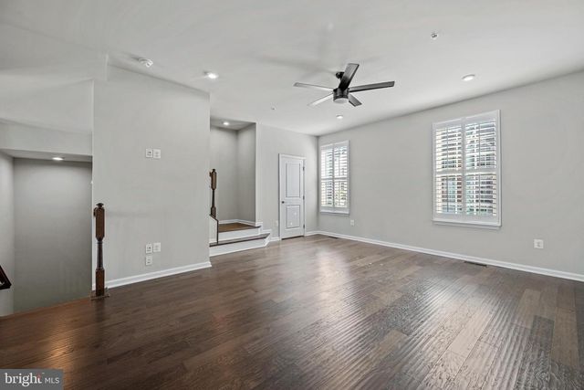 1816 WIND GATE RD, Baltimore, MD 21227
