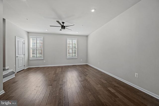 1816 WIND GATE RD, Baltimore, MD 21227