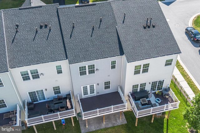 1816 WIND GATE RD, Baltimore, MD 21227