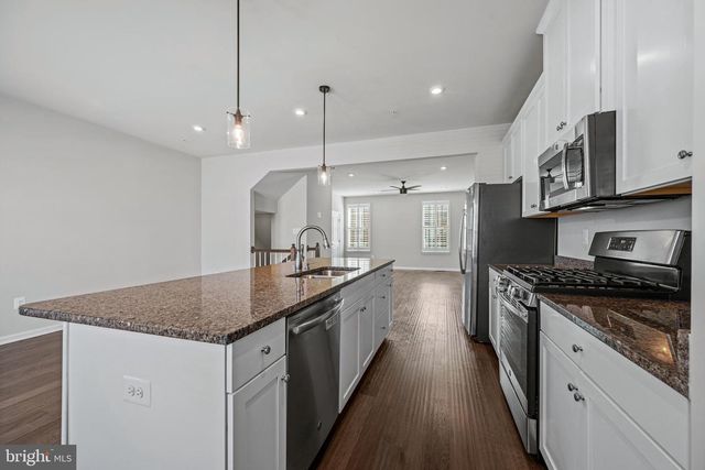 1816 WIND GATE RD, Baltimore, MD 21227