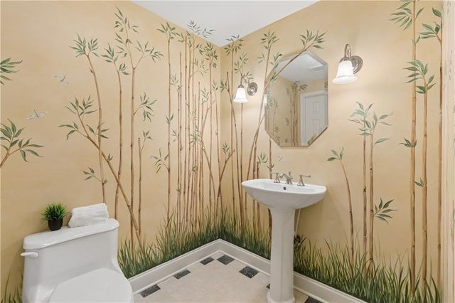 2075 Woodside Park Drive, Woodstock, GA 30188