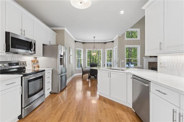 2075 Woodside Park Drive, Woodstock, GA 30188