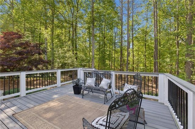 2075 Woodside Park Drive, Woodstock, GA 30188