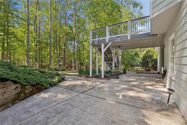 2075 Woodside Park Drive, Woodstock, GA 30188