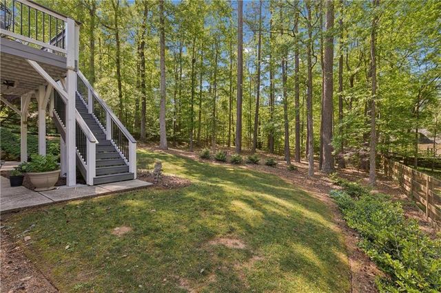 2075 Woodside Park Drive, Woodstock, GA 30188