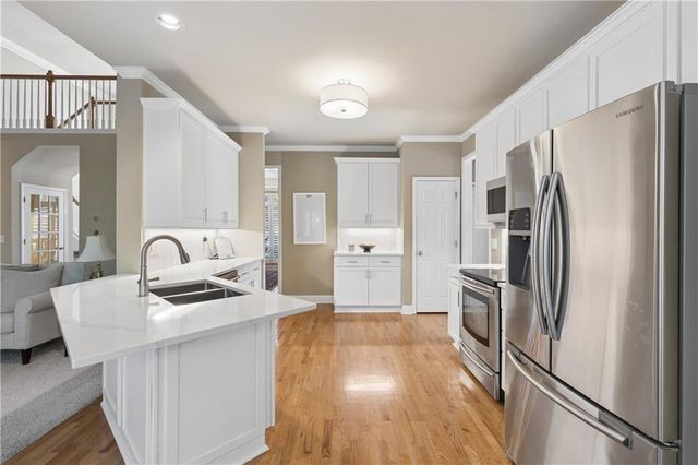 2075 Woodside Park Drive, Woodstock, GA 30188