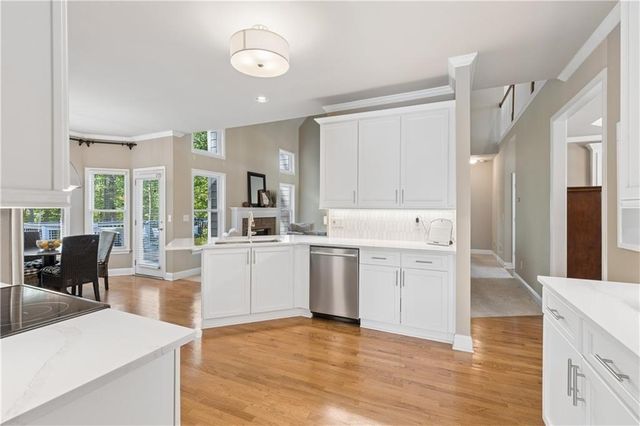 2075 Woodside Park Drive, Woodstock, GA 30188