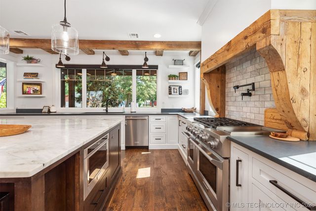 312 E Dallas Street, Broken Arrow, OK 74012