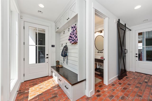 312 E Dallas Street, Broken Arrow, OK 74012