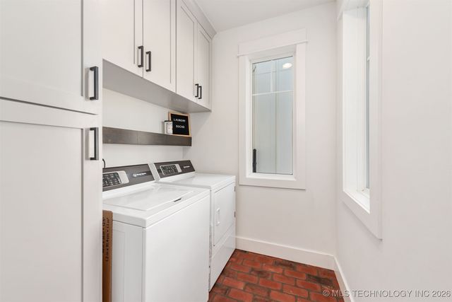 312 E Dallas Street, Broken Arrow, OK 74012