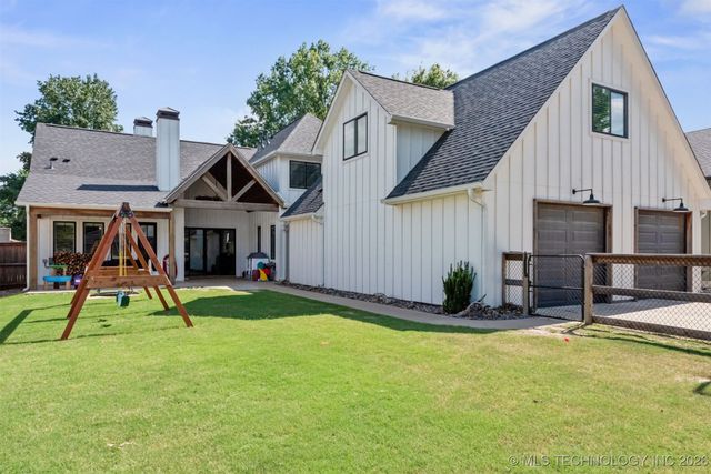 312 E Dallas Street, Broken Arrow, OK 74012