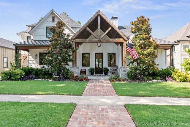 312 E Dallas Street, Broken Arrow, OK 74012