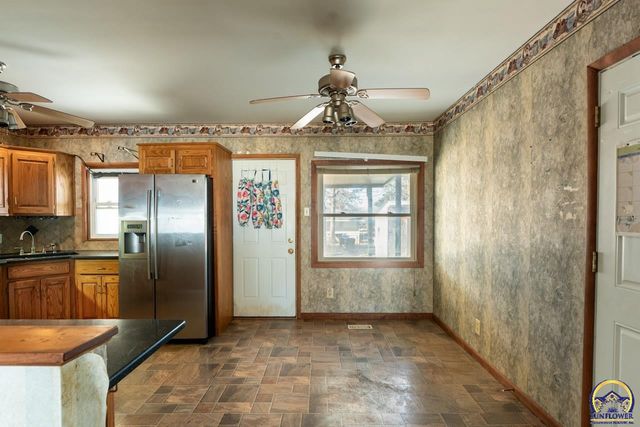 2347 SE Pennsylvania AVE, Topeka, KS 66604