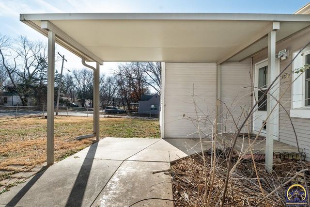 2347 SE Pennsylvania AVE, Topeka, KS 66604