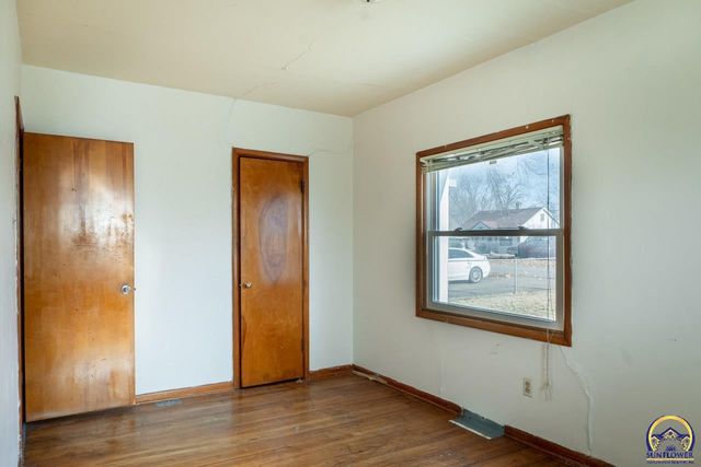 2347 SE Pennsylvania AVE, Topeka, KS 66604