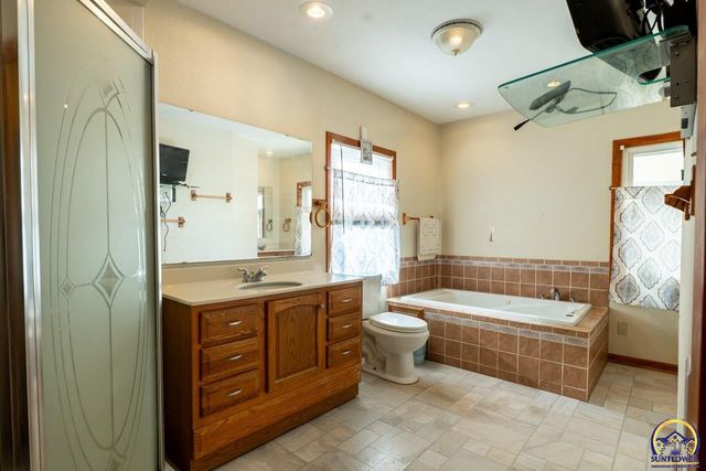 2347 SE Pennsylvania AVE, Topeka, KS 66604