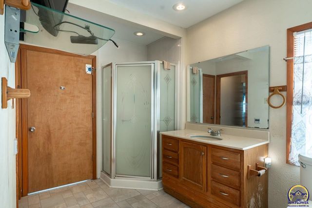 2347 SE Pennsylvania AVE, Topeka, KS 66604