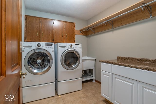 2545 Willow Street, Greenwood, IN 46143