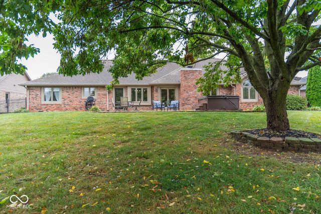2545 Willow Street, Greenwood, IN 46143