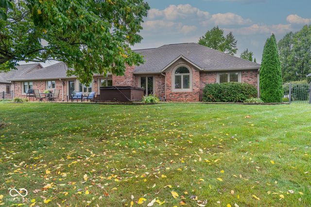 2545 Willow Street, Greenwood, IN 46143