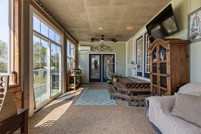 1111 Rocky Dell Road, Gravette, AR 72736