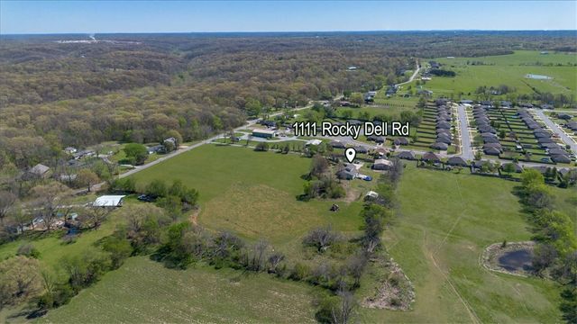 1111 Rocky Dell Road, Gravette, AR 72736