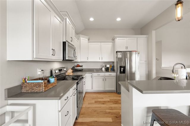 5940 Juniper Ridge Drive, Charlestown, IN 47111