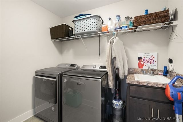 5940 Juniper Ridge Drive, Charlestown, IN 47111