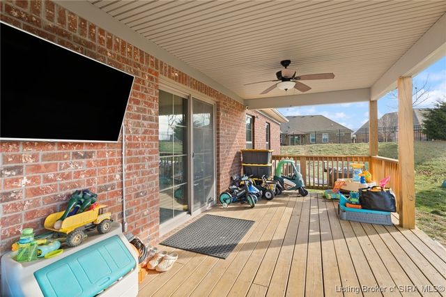 5940 Juniper Ridge Drive, Charlestown, IN 47111