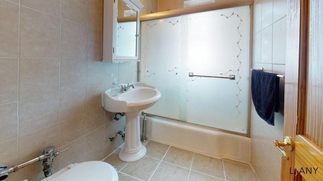 6640 108th St Apt 5B, New York City, NY 11375